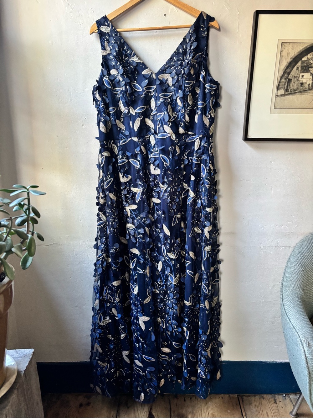 Camille La Vie Stunning Formal Evening Gown 14 Blue & Gold Floral Appliqué